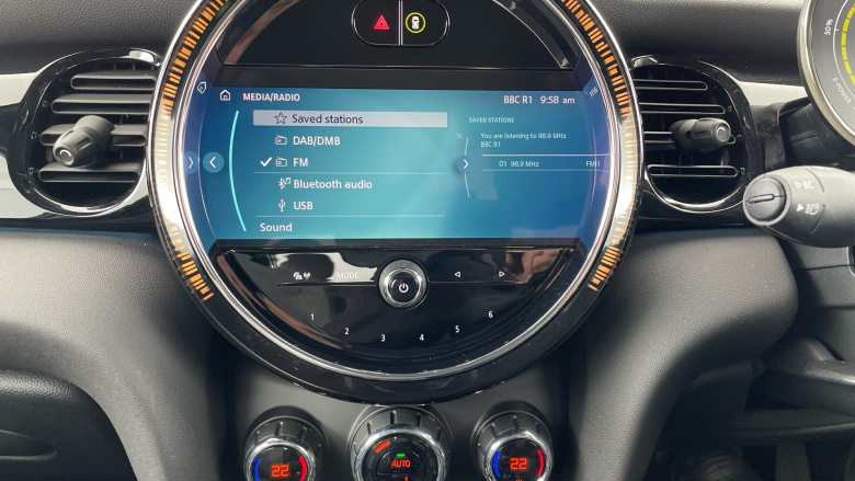 MINI Hatchback 135kW Cooper S Level 2 33kWh 3dr Auto Electric Hatchback